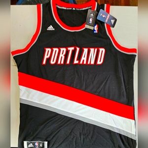 PORTLAND TRAILBLAZERS OFFICIAL XL JERSEY